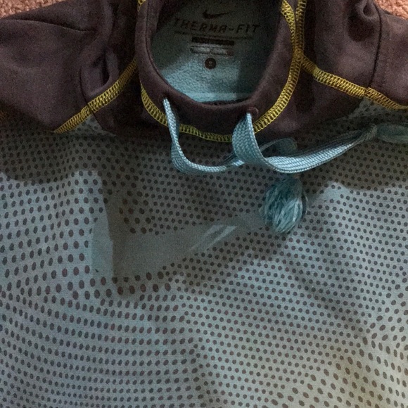 Nike Thermafit athletic Sweatshirt - Picture 2 of 2